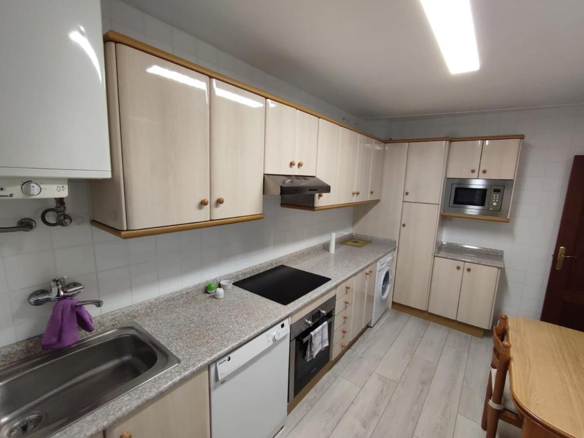 108A Apartamento De 3 Habitaciones Con Terraza Gijón Eksteriør billede